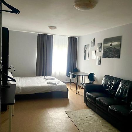 Central Hostel Йелгава Екстериор снимка