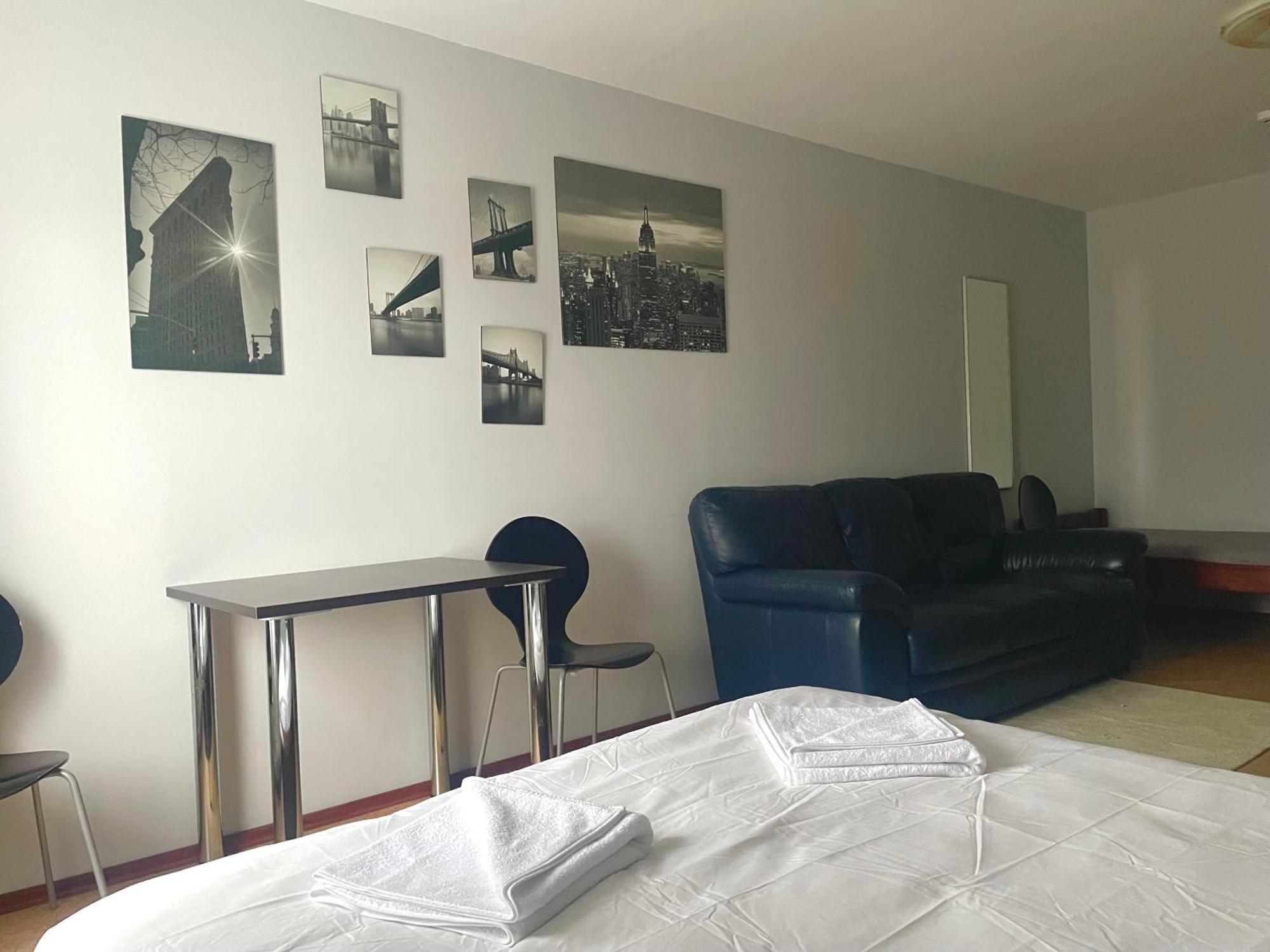 Central Hostel Йелгава Екстериор снимка